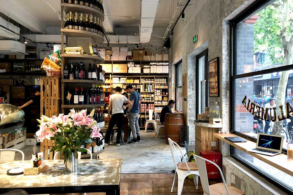 Specialty Shop in Shanghai: Alimentari in Jing'an
