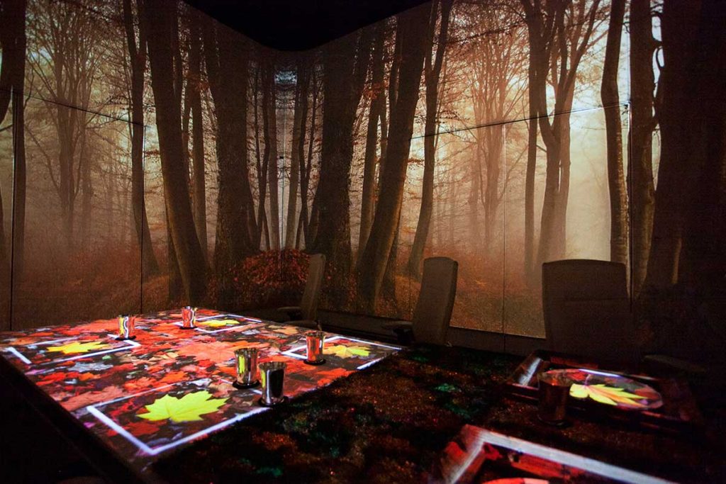 Ultraviolet by Paul Pairet in Shanghai. World's 50 Best Restaurants, Michelin 3-Star in Shanghai.