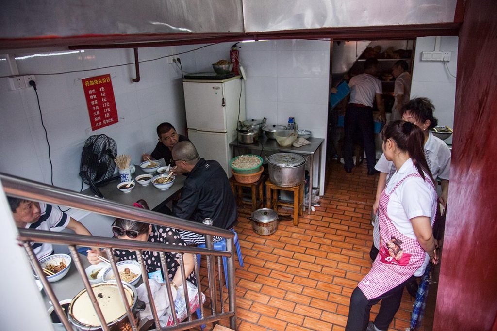Noodles in Shanghai: large intestine noodles at Da Chang Mian (Photo by Rachel Gouk)