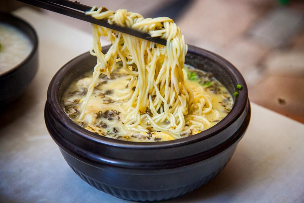 Noodles in Shanghai: Ding Te Le (Photo by Rachel Gouk)