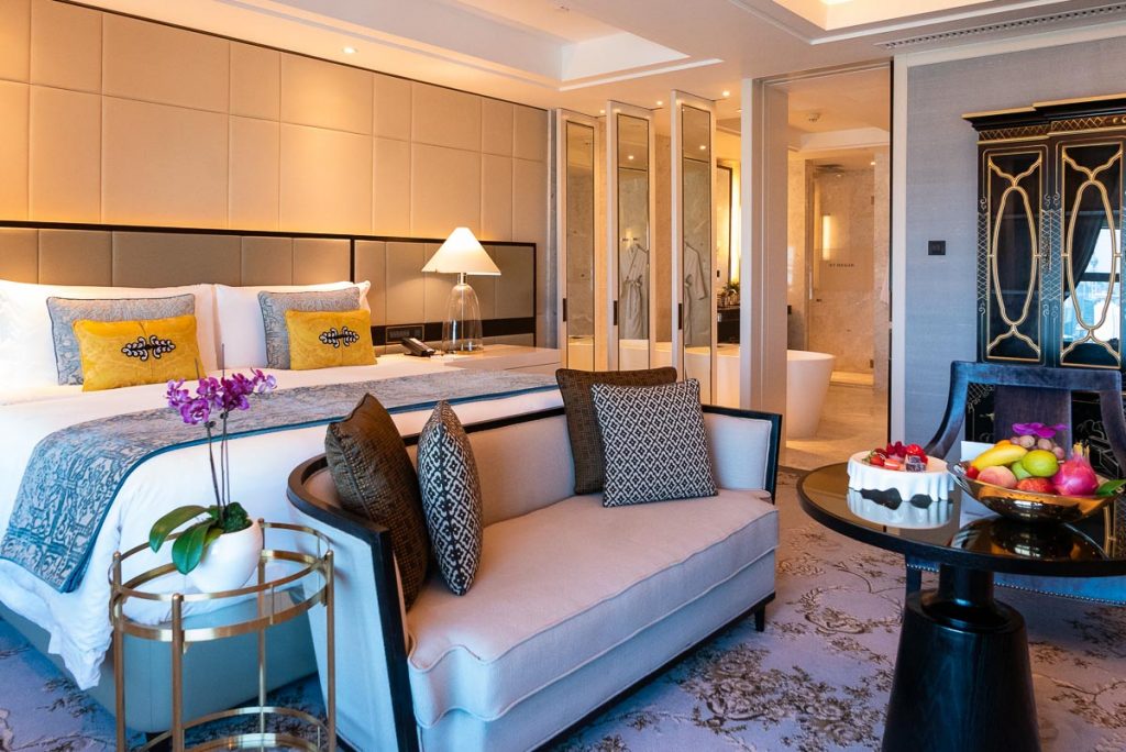 Hotels in Shanghai: St. Regis Shanghai (Photo by Rachel Gouk)