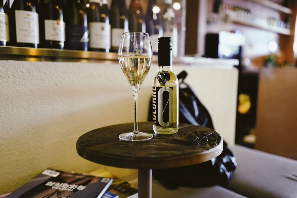 Kolonne 0, a non-alcoholic wine from Berlin, Germany, is now being distributed in Shanghai, China. Photo by Rachel Gouk. 