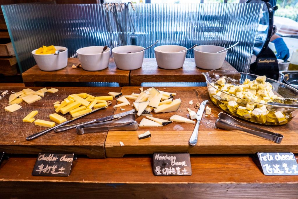 Boozy Brunch in Shanghai: Social Retox at The Kitchen Table, W Shanghai. Photo by Rachel Gouk.