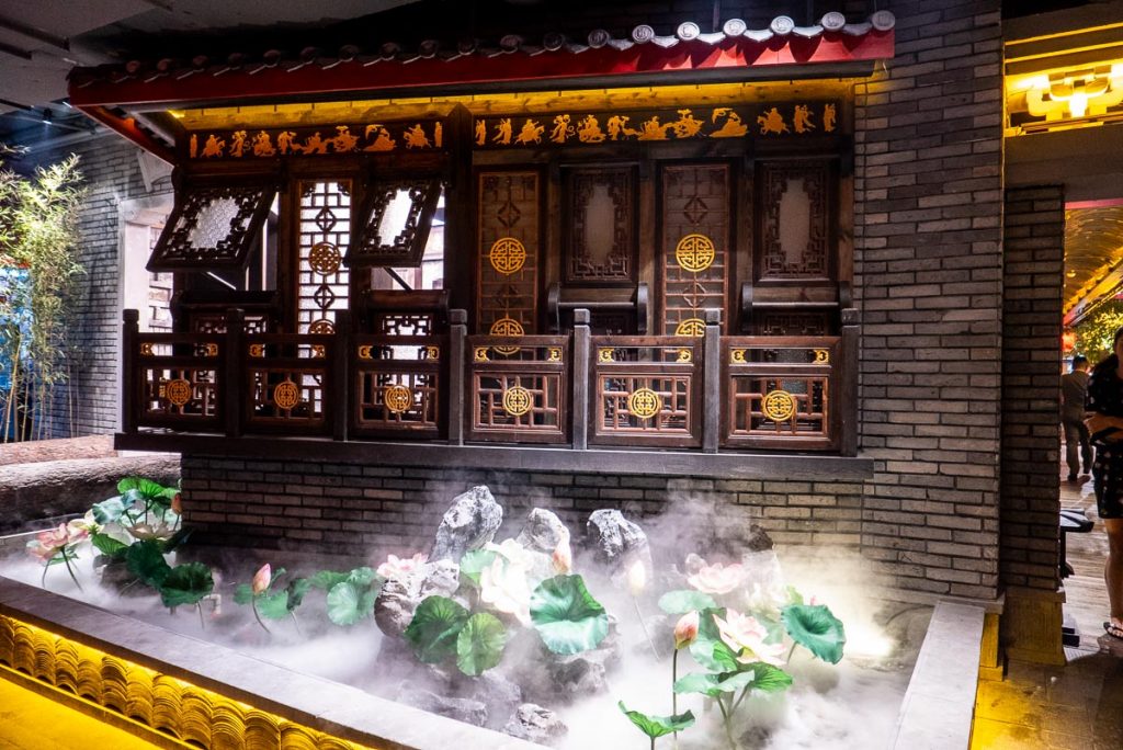 The Way of The Dragon is a high-end Sichuan hotpot restaurant on the Bund, Shanghai. Great for entertainment dining. Photo by Rachel Gouk.