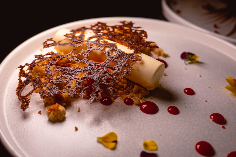 Desserts by Jason Licker at CÉ LA VI Shanghai, a restaurant, bar, and club located on the Bund. Photo by Rachel Gouk.