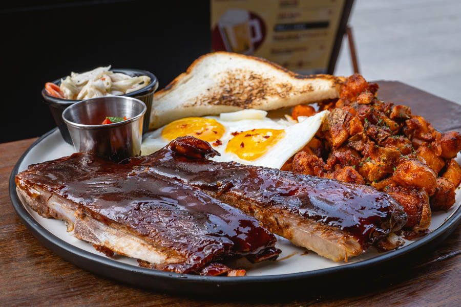 Brunch at Chuckville, an American barbecue restaurant and sports bar in Shanghai. Photo by Rachel Gouk. 