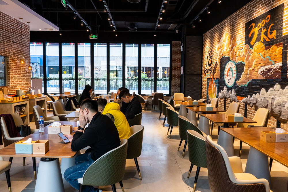 Garlic Barbecue is an American barbecue restaurant in Xintiandi, Shanghai. Photo by Rachel Gouk.