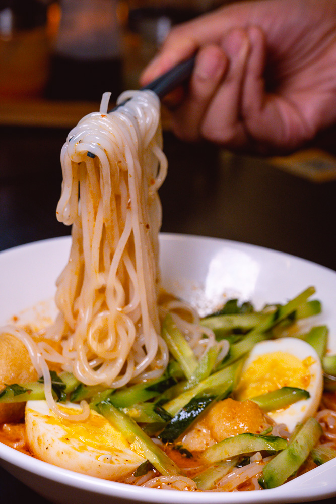 Asian Plus, a Hainanese chicken rice restaurant in Shanghai. Photo by Rachel Gouk.