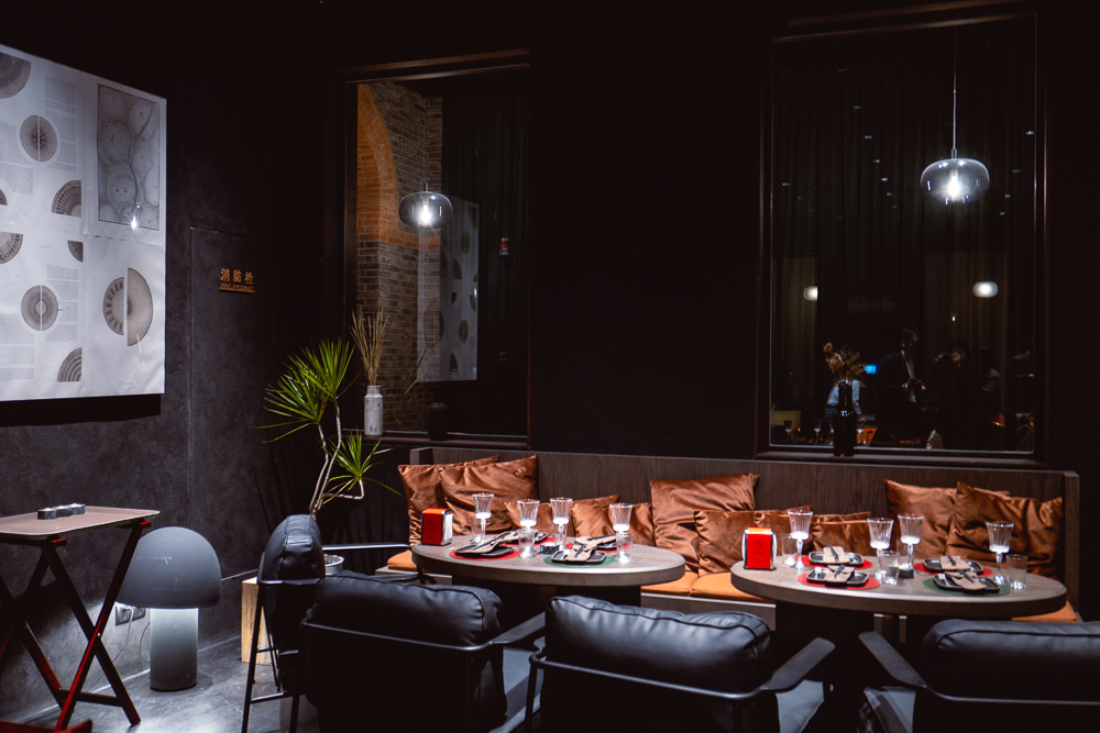 Charcohol, a cocktail bar and restaurant in Shanghai serving craft cocktails and global cuisine from the charcoal grill. Photo by Rachel Gouk.