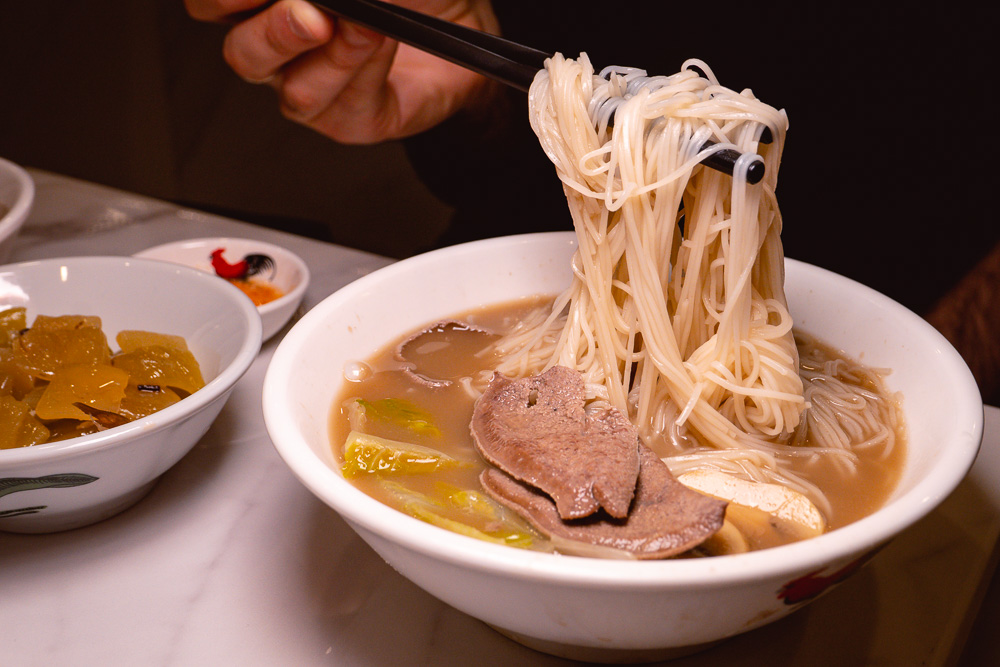 Ng Ah Sio, a Singaporean restaurant serving Bak Kut Teh in Shanghai. Photo by Rachel Gouk.