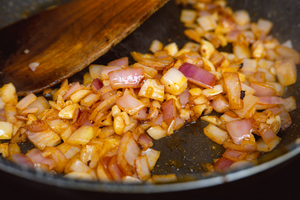 Easy recipes: Sobrassada pasta. Photo & Recipe by Rachel Gouk @ Nomfluence.