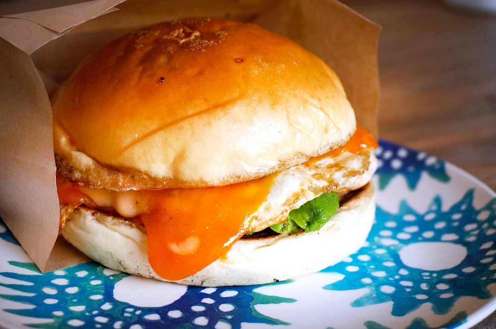 Where to eat sandwiches in Shanghai—Avocado, Egg & Cheese sandwich at RAC. Photo by Rachel Gouk @ Nomfluence.