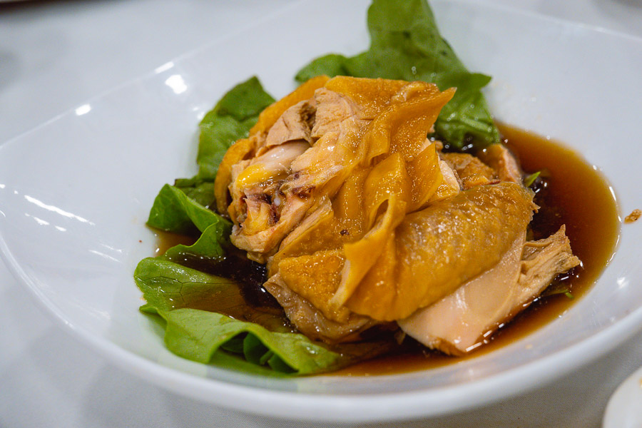 Hua Diao Ji, also known as drunken chicken. Where to eat Shanghainese food in Shanghai: Rui Fu Yuan, a restaurant in Xuhui district, Shanghai. Photo by Rachel Gouk @ Nomfluence.