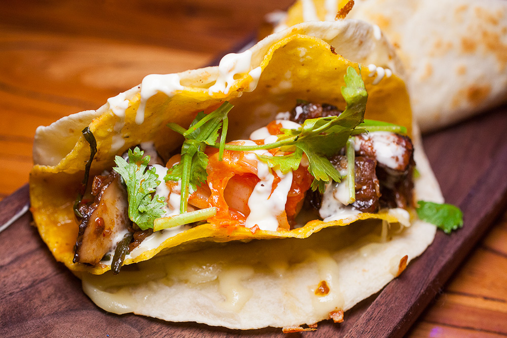 Looking for some great food delivery options in Shanghai? Here are some comfort foods you can order via Eleme, Meituan, or Sherpa's.