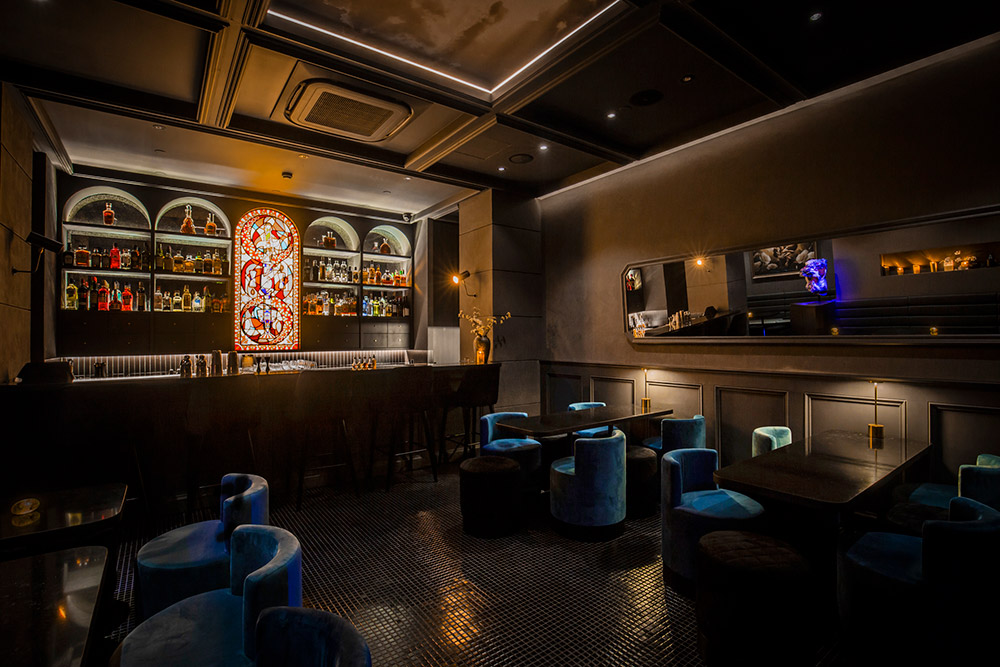 The Broken Dagger is a speakeasy cocktail bar in Shanghai.