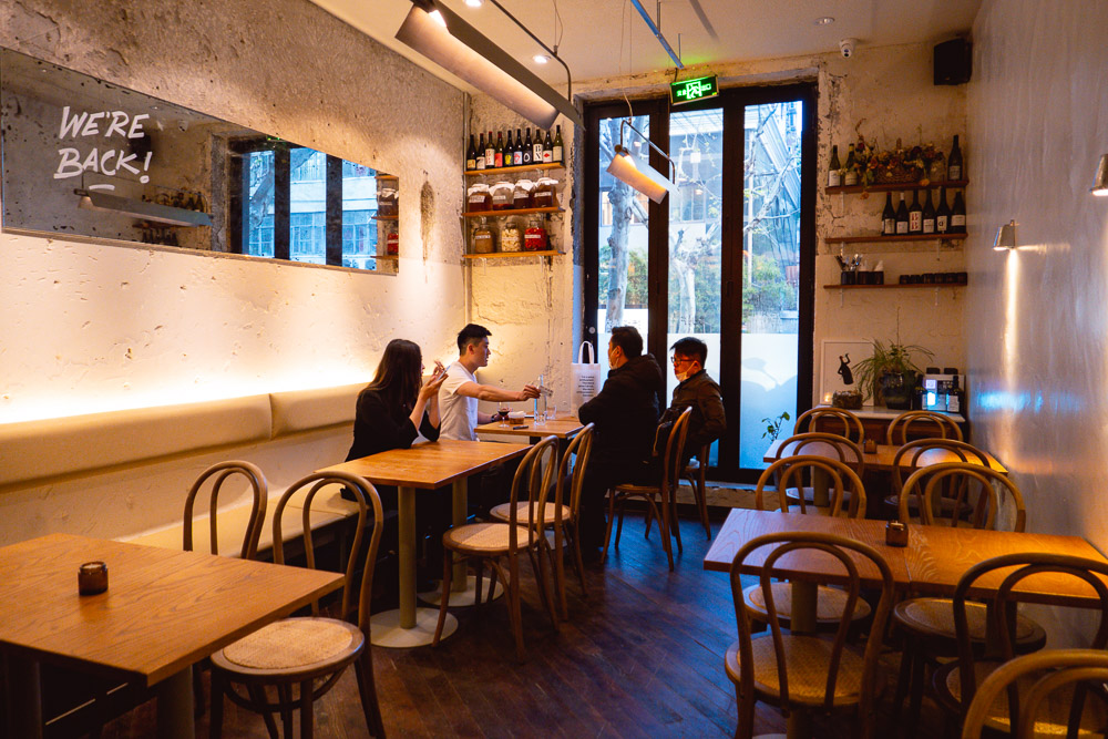 SOiF, a natural wine bar in Shanghai that serves French and European-influenced bites. Photo by Rachel Gouk @ Nomfluence.