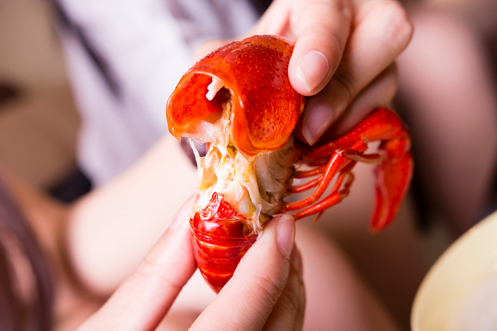 Crayfish buffet at Cafe Liang, Jing An Shangri-La West Shanghai.
