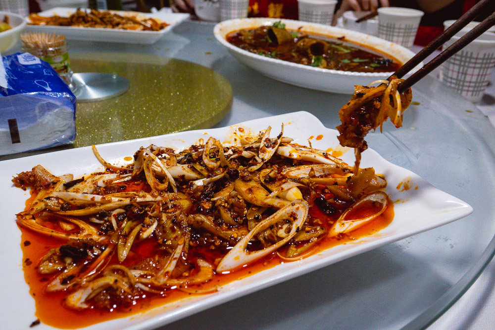 Cold dish of tripe and raw leeks. La Wei Xian 辣味鲜, a private kitchen serving authentic Sichuan food in Shanghai. Photo by Rachel Gouk @ Nomfluence.