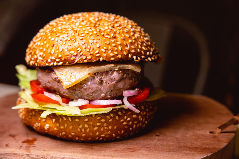 Where to buy sesame burger buns in Shanghai. Bread delivery in Shanghai: Mediterranean Bakery. Photo by Rachel Gouk @ Nomfluence. 