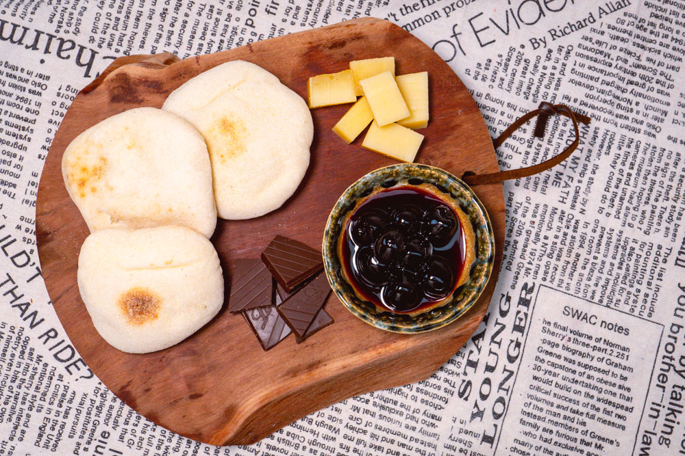 Pita. Bread delivery in Shanghai: Mediterranean Bakery. Photo by Rachel Gouk @ Nomfluence. 