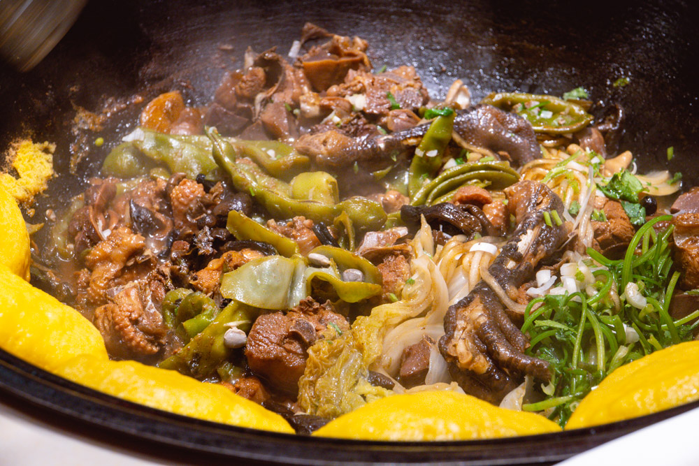Yao Ji is a Chinese restaurant in Shanghai that specializes in Dongbei-style Iron Pot Stew "Tie Guo Dun". Photo by Rachel Gouk @ Nomfluence.