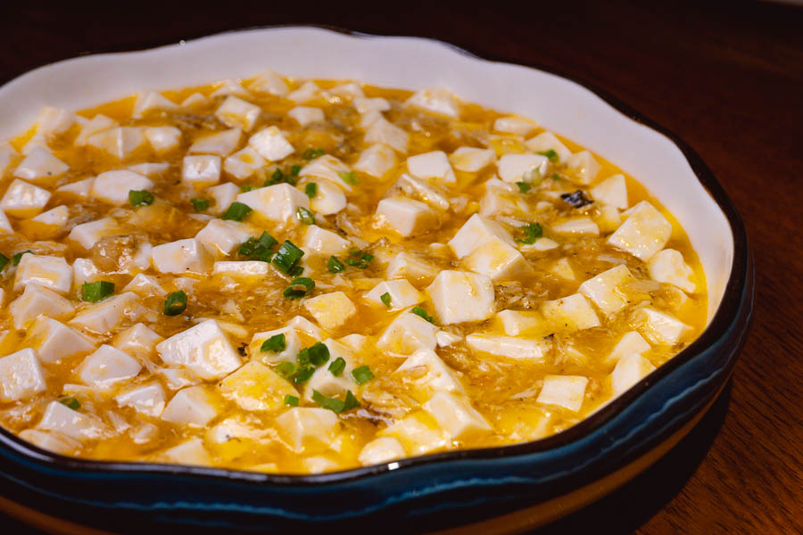 Silken tofu with hairy crab. Where to eat hairy crab in Shanghai. Photo by Rachel Gouk @ Nomfluence.