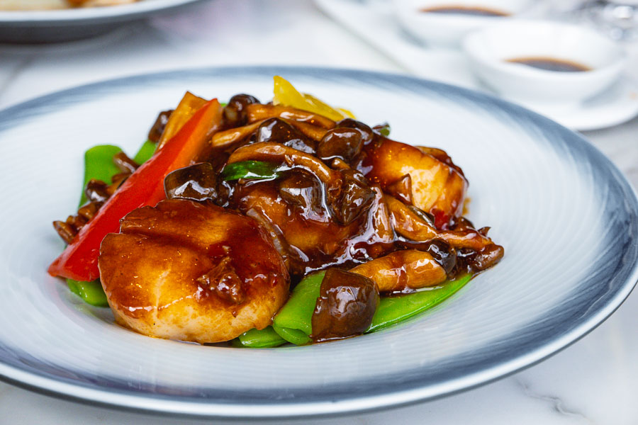 All-you-can-eat dim sum brunch at YEN Chinese restaurant, W Shanghai. Photo by Rachel Gouk @ Nomfluence.