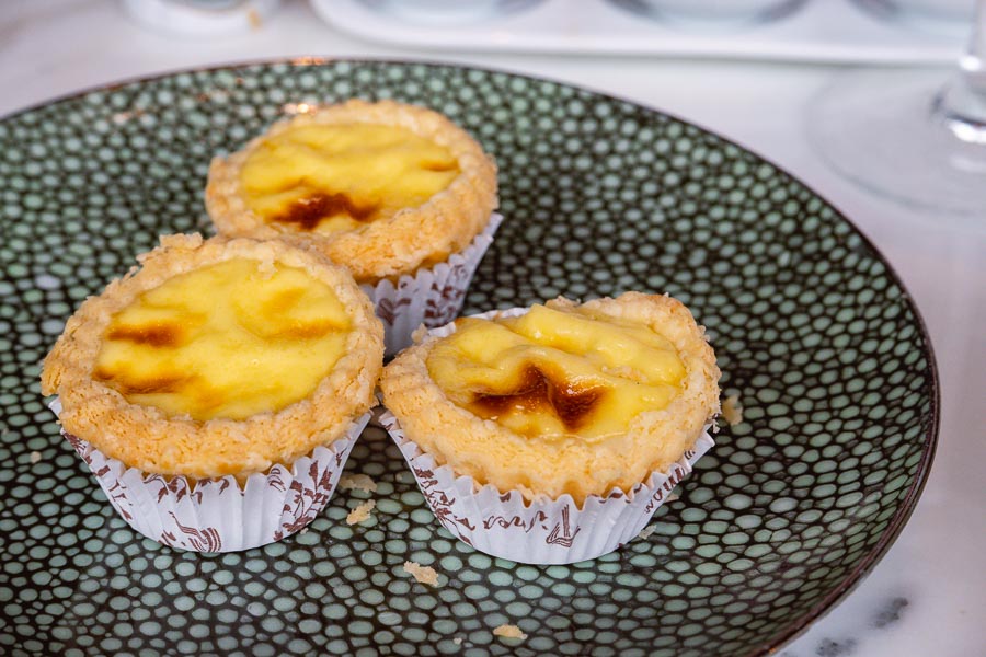 Egg tarts. All-you-can-eat dim sum brunch at YEN Chinese restaurant, W Shanghai. Photo by Rachel Gouk @ Nomfluence.
