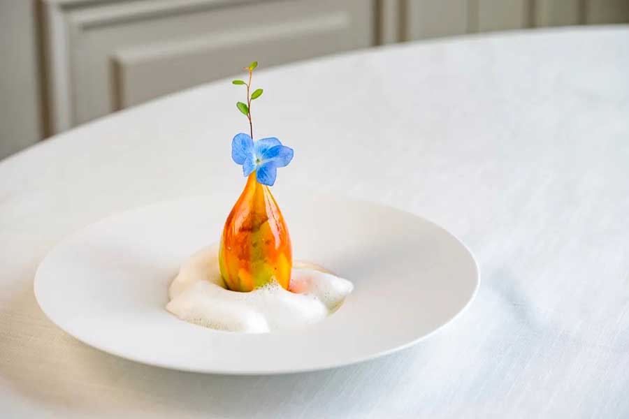 Michelin two-star luxe Italian restaurant Da Vittorio Shanghai.