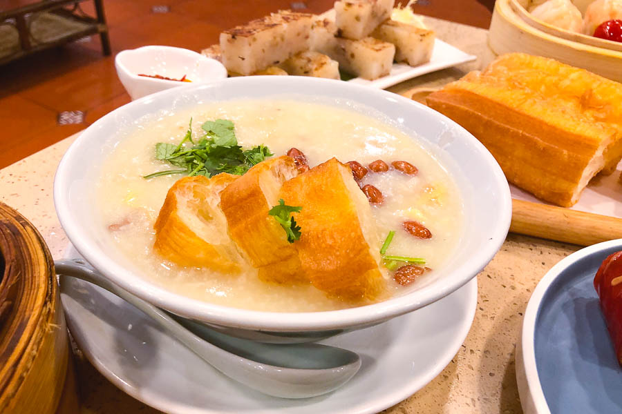 Congee. Where to eat cheap dim sum in Shanghai: Dian Du De 点都德, a dim sum chain in Shanghai. Photo by Rachel Gouk @ Nomfluence.