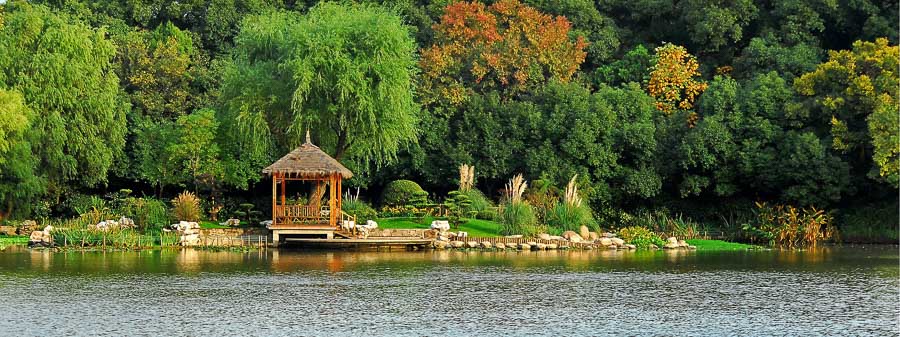 Gardens at Xijiao State Guest Hotel, Shanghai. @ Nomfluence.