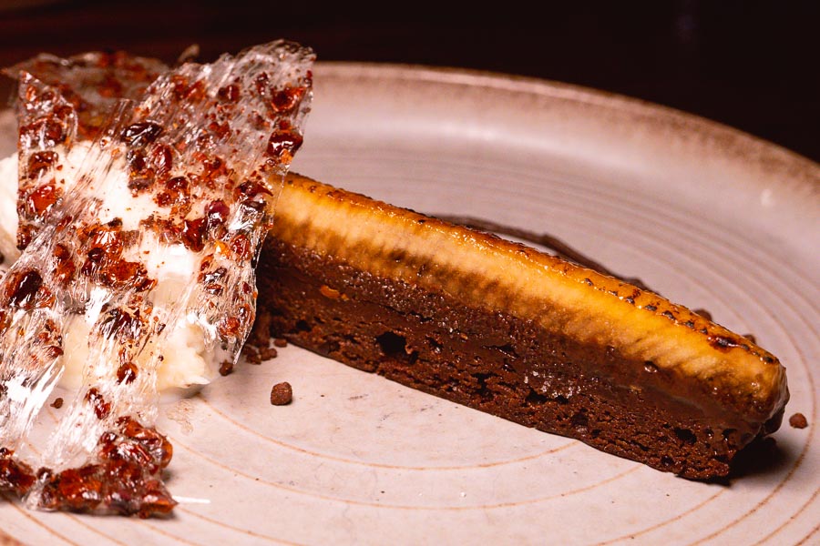 Dessert at Azul, a Latin American restaurant in Shanghai by chef Eduardo Vargas. Photo by Rachel Gouk @ Nomfluence.