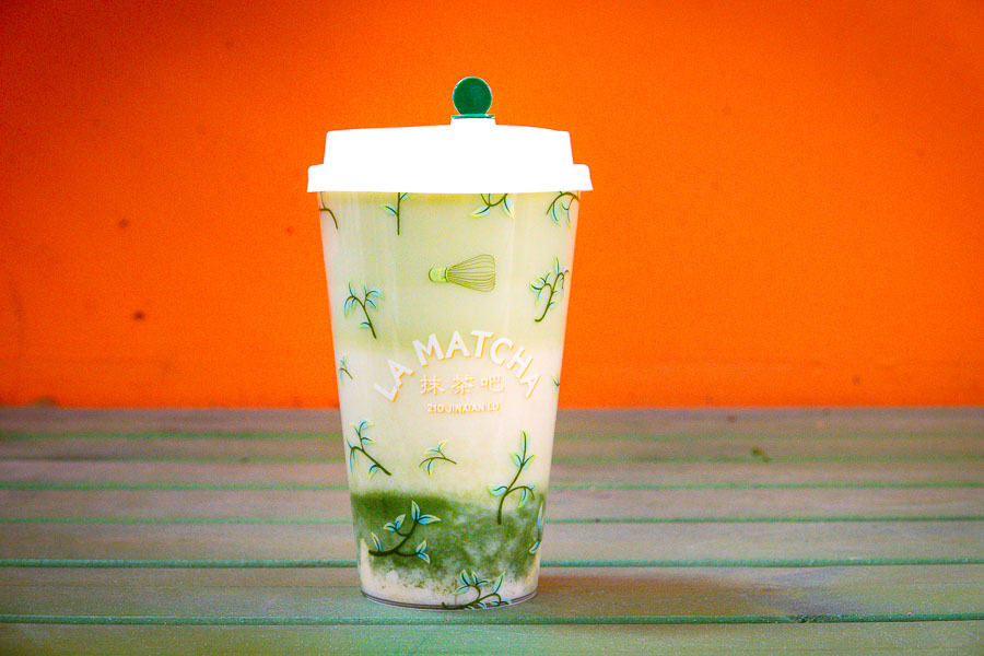 LA MATCHA is a matcha bar outside La Maison serving matcha drinks and desserts in Shanghai. Photo by Rachel Gouk @ Nomfluence