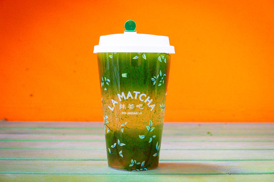 LA MATCHA is a matcha bar outside La Maison serving matcha drinks and desserts in Shanghai. Photo by Rachel Gouk @ Nomfluence