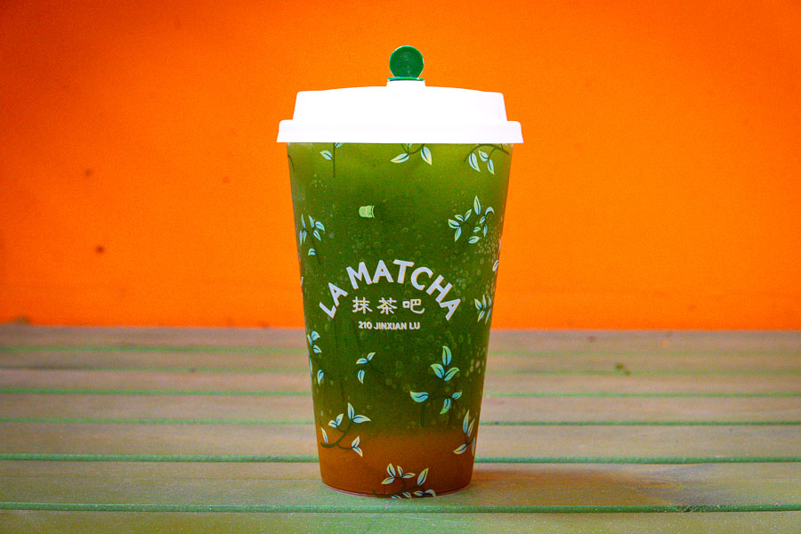 LA MATCHA is a matcha bar outside La Maison serving matcha drinks and desserts in Shanghai. Photo by Rachel Gouk @ Nomfluence