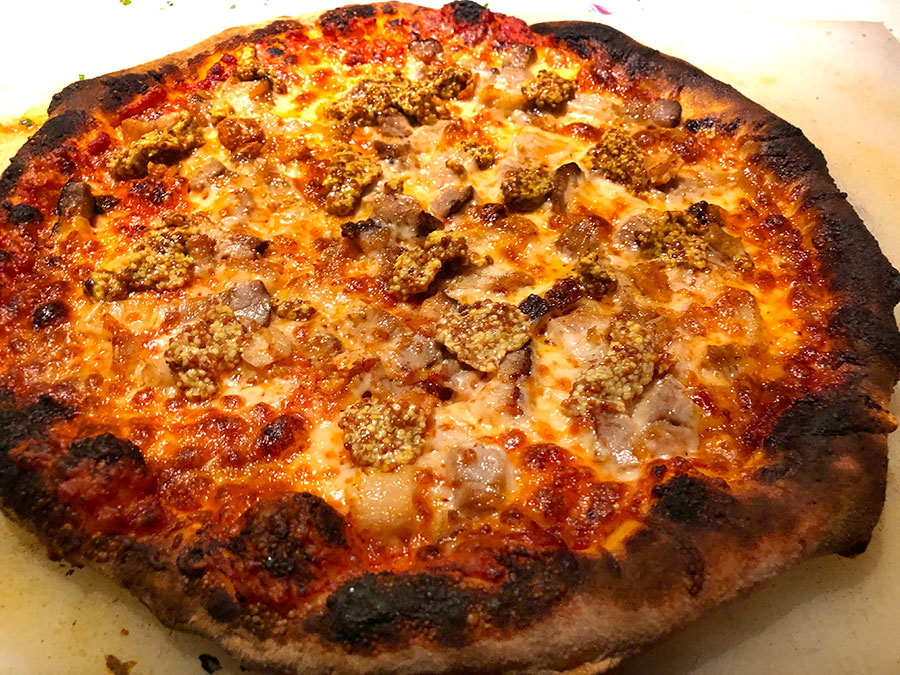 Pork Belly Pizza by Rachel Gouk @ Nomfluence, Malaysian food pop-ups in Shanghai.