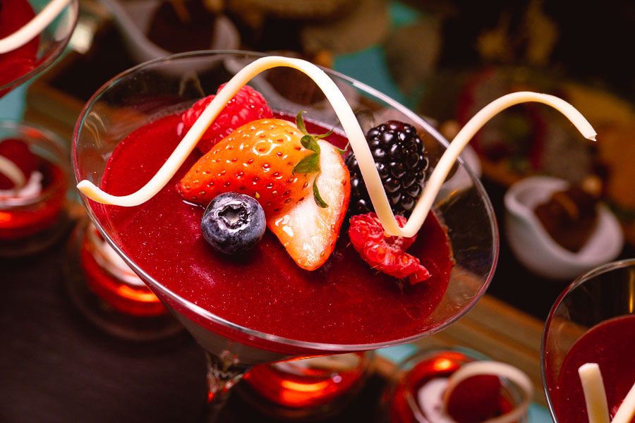 Sunday Brunch in Shanghai: The Cathay Room, Peace Hotel. Photo by Rachel Gouk @ Nomfluence. 