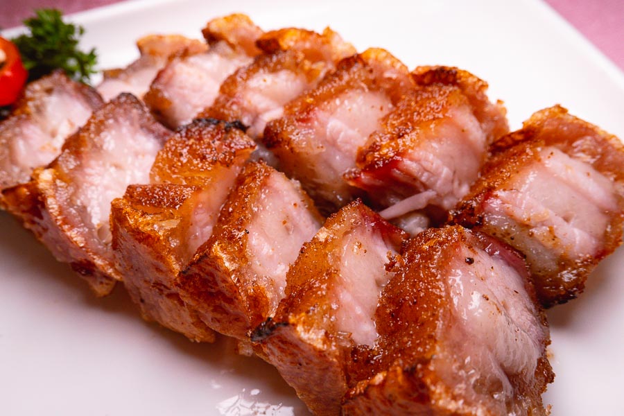 Roast Pork. Dim sum and Cantonese food in Shanghai at Lucky You. Photo by Rachel Gouk @ Nomfluence. 