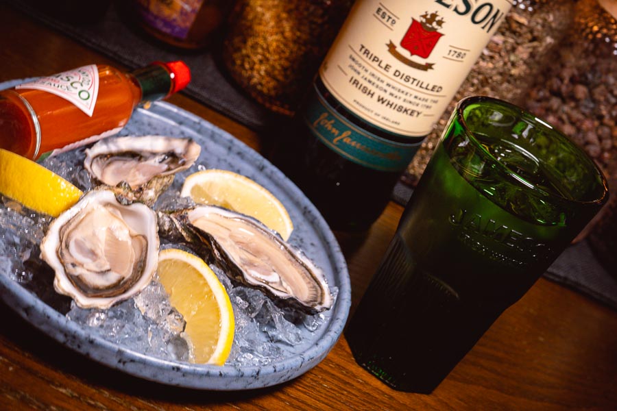 Shanghai bars for cocktails and oysters. Bord Bia and Jameson. Photo by Rachel Gouk @ Nomfluence.