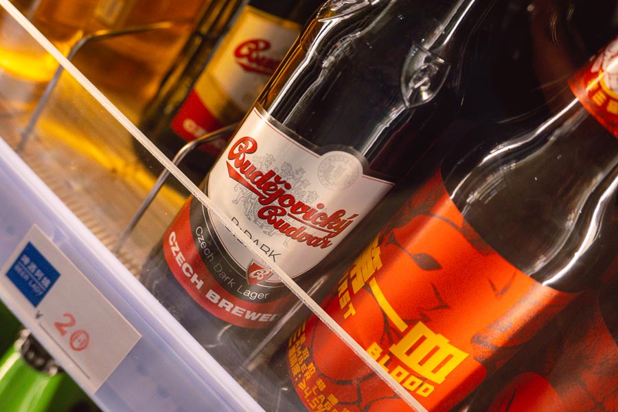 Beer Lady, Shanghai's Biggest Beer Market, Beermart. Photo by Rachel Gouk @ Nomfluence.