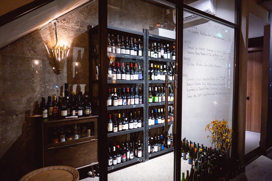 Mavis is a natural wine bar and bistro in Shanghai, serving French food from a chalkboard menu. Photo by Rachel Gouk @ Nomfluence
