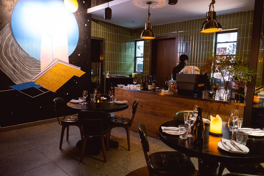 Mavis is a natural wine bar and bistro in Shanghai, serving French food from a chalkboard menu. Photo by Rachel Gouk @ Nomfluence