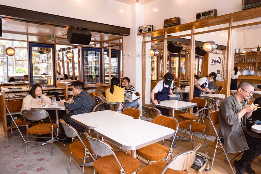 Crave, a cafe, bakery and wine bar in Shanghai. Photo by Rachel Gouk @ Nomfluence.