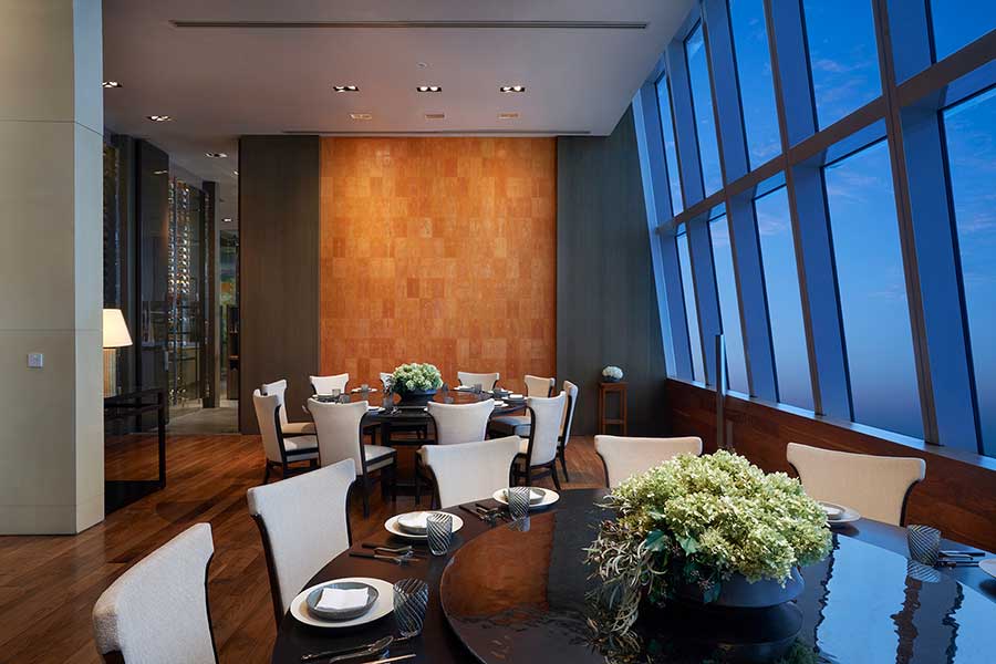 The Dining Room (Yue Xuan 悦轩), modern Chinese restaurant serving Jiangnan cuisine at the Park Hyatt Shanghai.