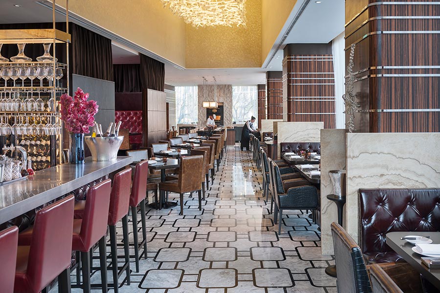 Brunch at Fifty 8 Grill, Mandarin Oriental Shanghai. Photo by Rachel Gouk @ Nomfluence