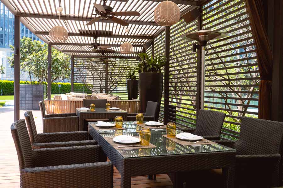 Brunch at Fifty 8 Grill, Mandarin Oriental Shanghai. Photo by Rachel Gouk @ Nomfluence