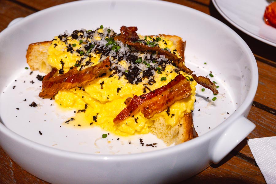 Brunch at Fifty 8 Grill, Mandarin Oriental Shanghai. Photo by Rachel Gouk @ Nomfluence