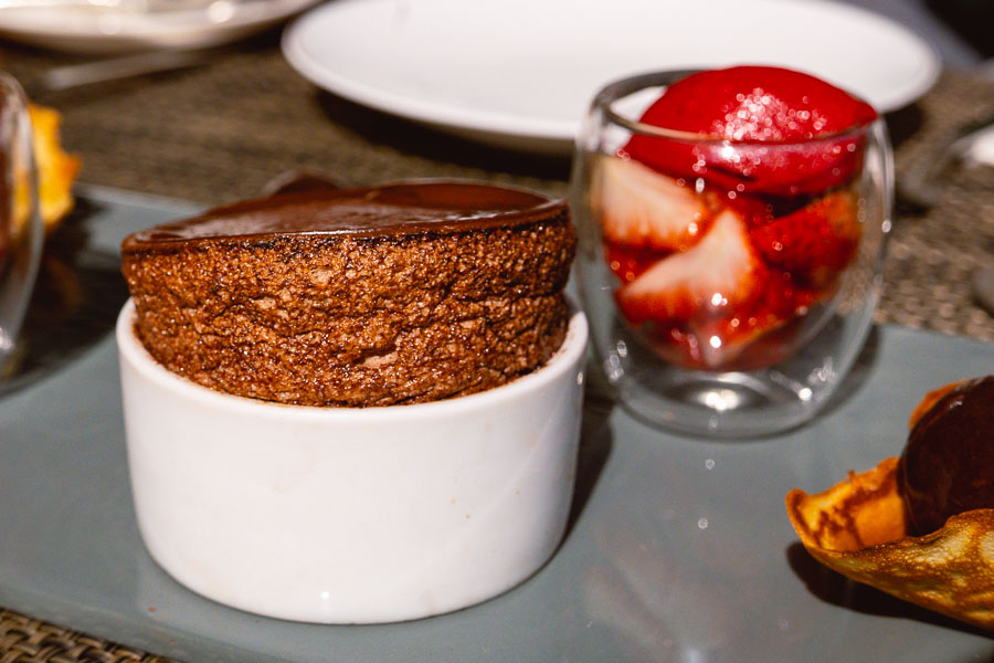 Brunch at Fifty 8 Grill, Mandarin Oriental Shanghai. Photo by Rachel Gouk @ Nomfluence