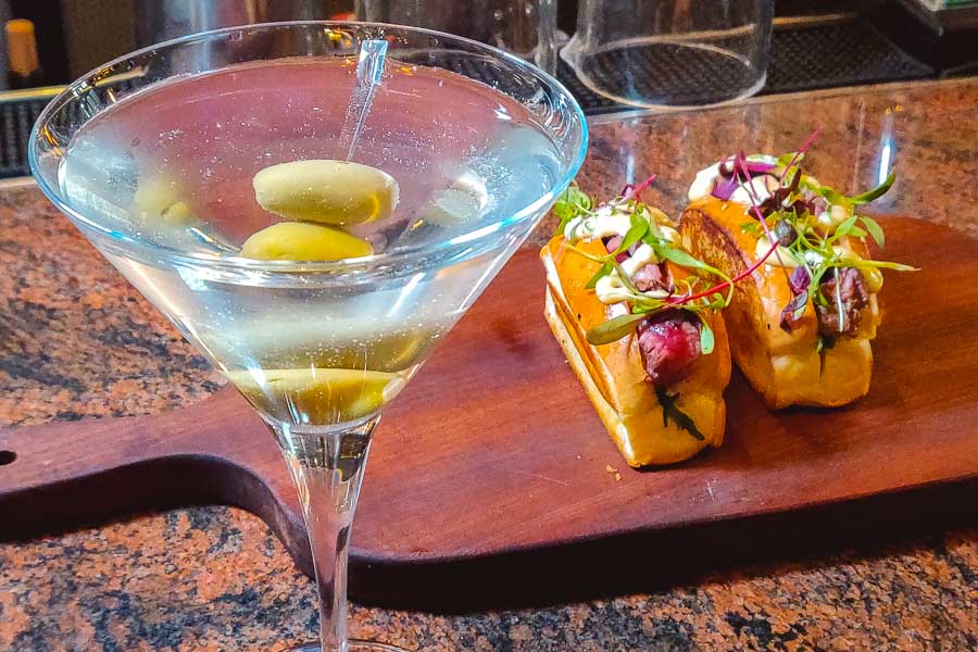 Power Hour Steak Sandwiches and Martini at Morton's Grille Changning in Shanghai. Photo by Rachel Gouk @ Nomfluence.