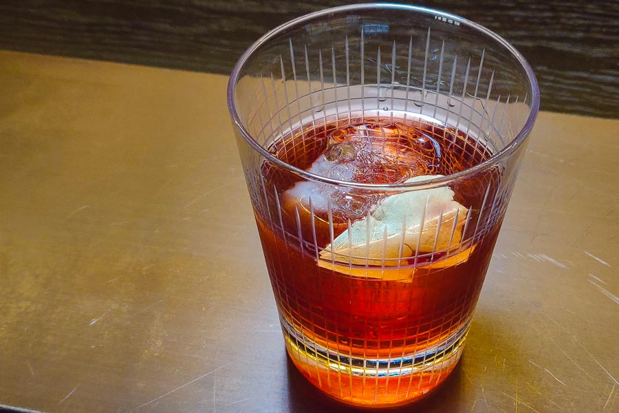 Regroni cocktail at Rye & Co in Shanghai. Photo by Rachel Gouk @ Nomfluence.